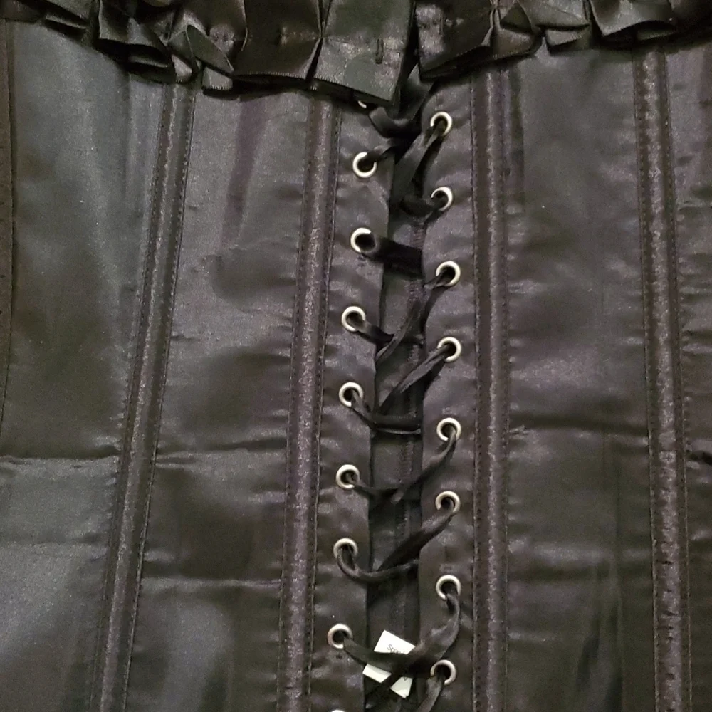 𝅺BLACK Lace Up Corset Size Small